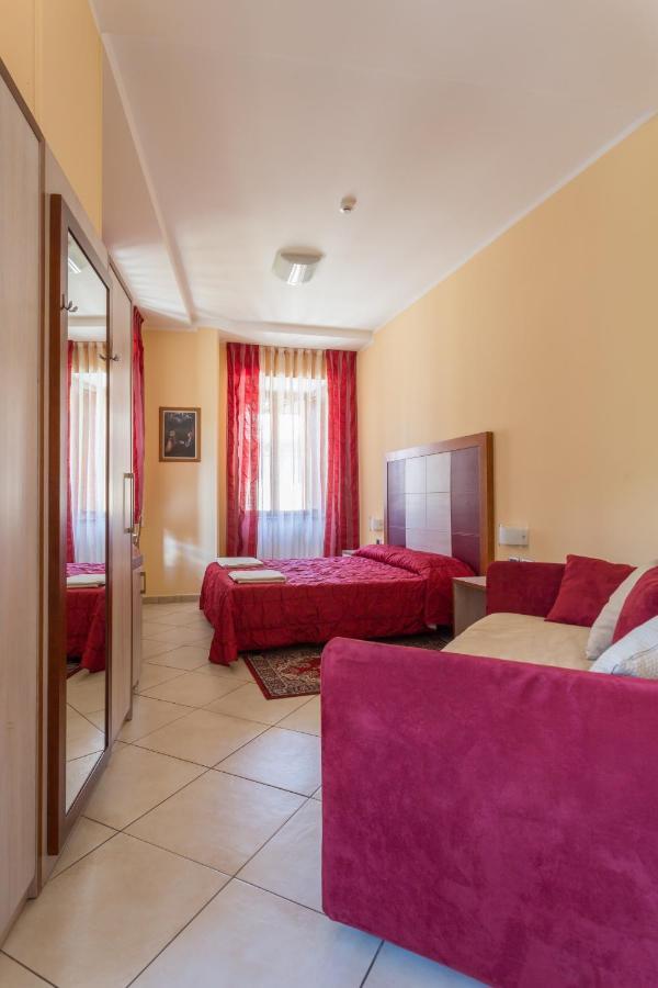 Hotel Conte Ruggero Серра-Сан-Бруно Экстерьер фото